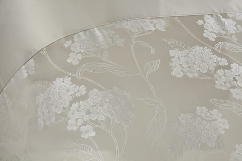 image 1 of English Garden Duvet Set King Bed Cream