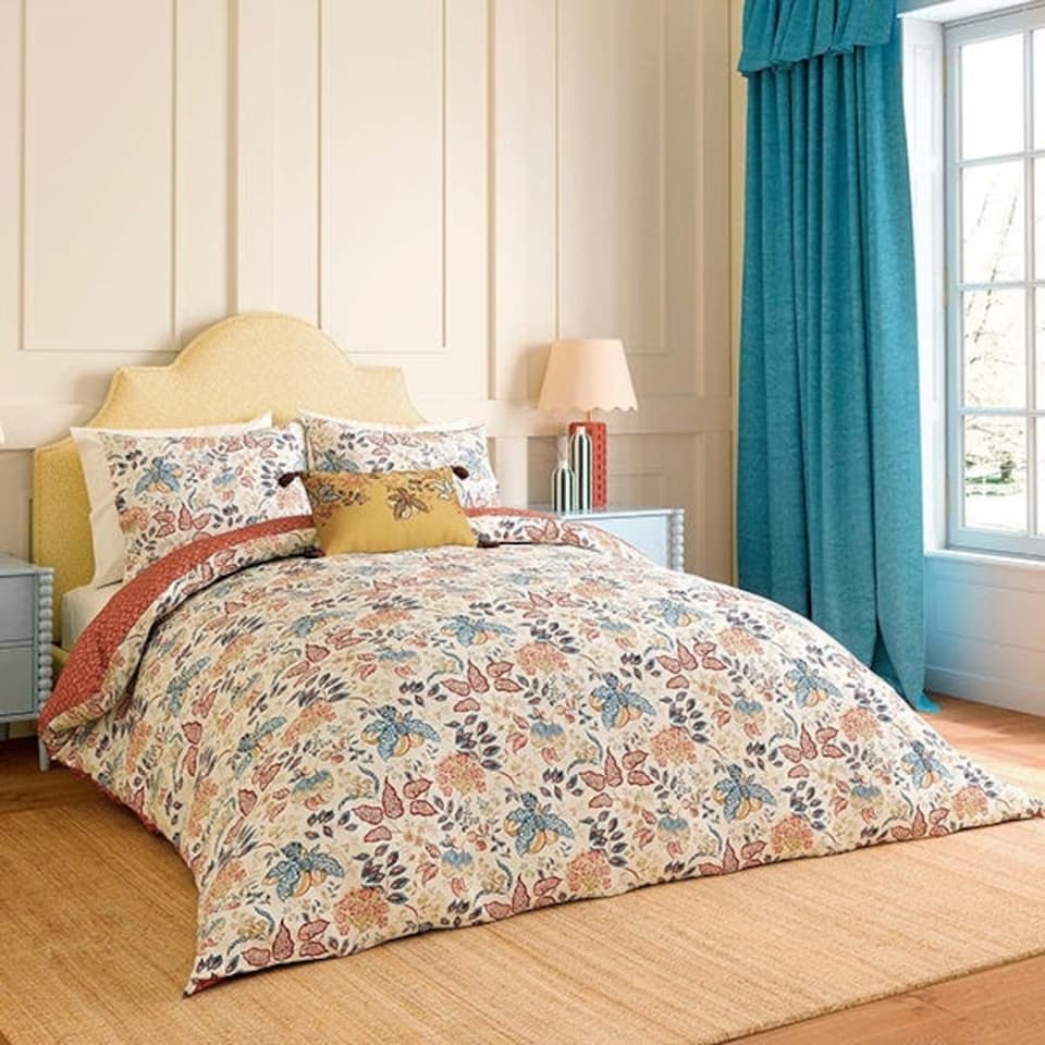 image 1 of Sanderson Options Madagascar Cover Set King Size Berry