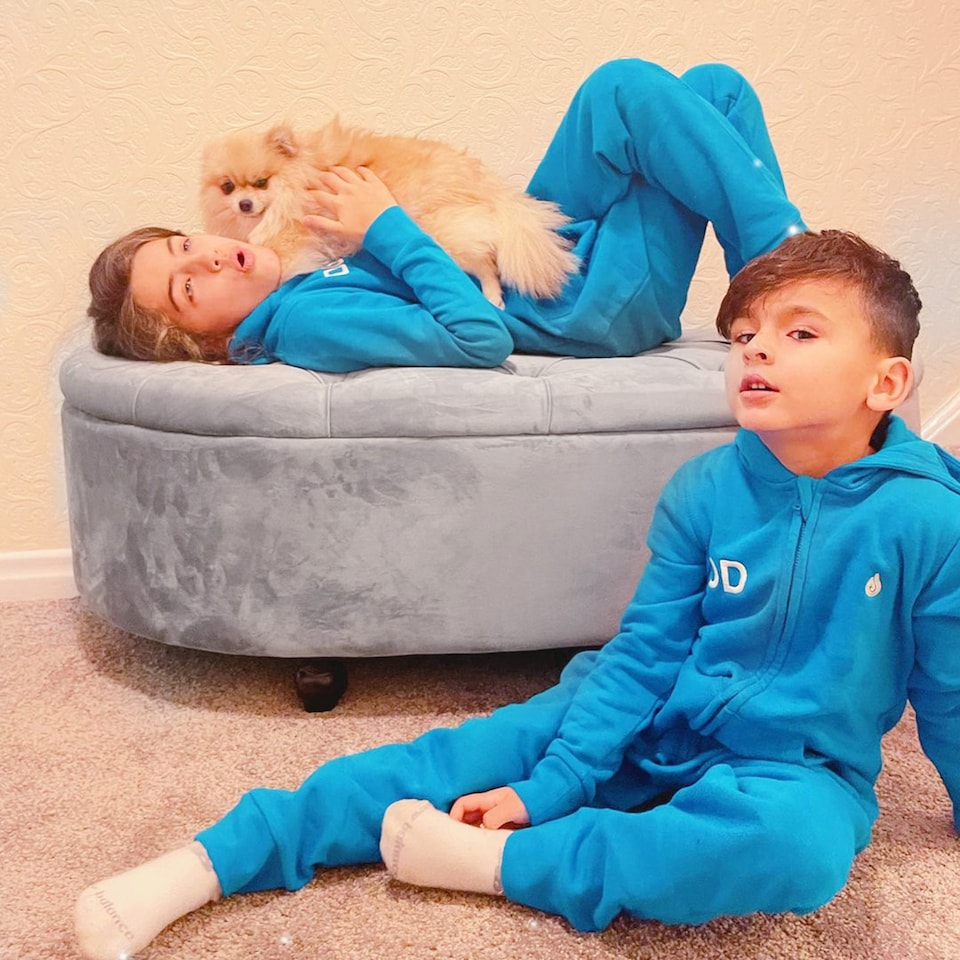 image 1 of HOMCOM Semi-Circle Ottoman Storage Bench, Bed End Bench, Tufted Upholstered Window Seat Footrest Stool with Rubberwood Legs for Bedroom & Entryway, 120 x 46 x 42 cm, Light Grey | Grey | 1