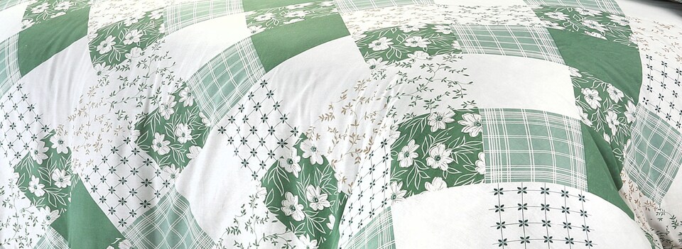 image 1 of Homes Linen Eloise Patchwork Green Floral Duvet Cover Set with Pillowcases Reversible Polycotton Quilt Cover Soft Breathable Bedding Set | Green | Single