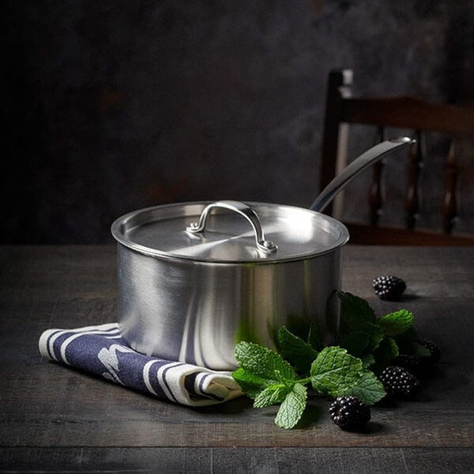 image 1 of Stellar Eclipse 20cm Saucepan 2.5L