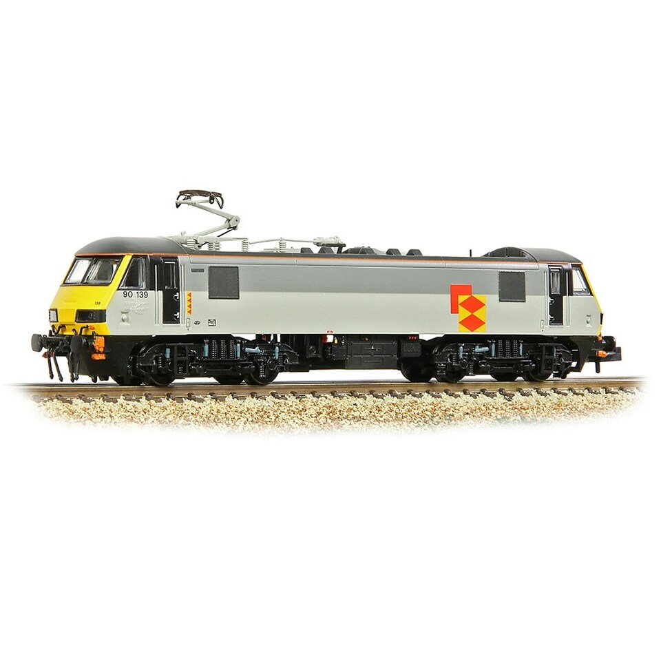 Graham Farish Class 90 139 Railfreight Distribution