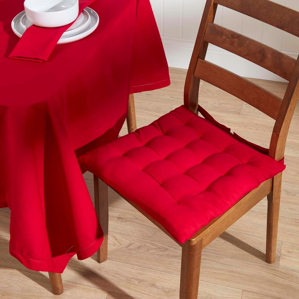 image 1 of Homescapes Red Tablecloth - 178 x 300 cm Red
