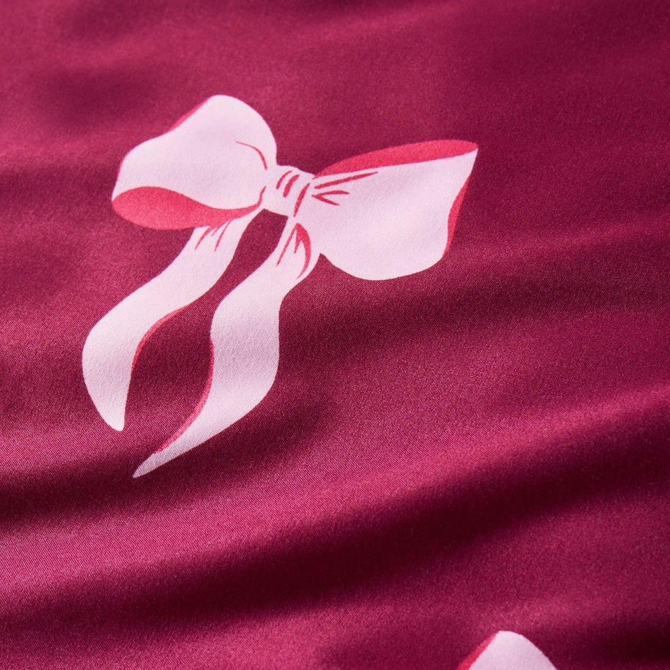image 1 of OHS Bow Reversible Soft Cosy Plump Duvet Cover and Pillowcase Bedding Set Pink | Single