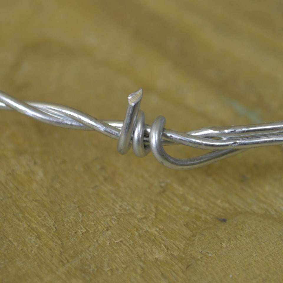 image 1 of 30m x 1.6mm Barbed Security Wire in Plastic Carry Tub