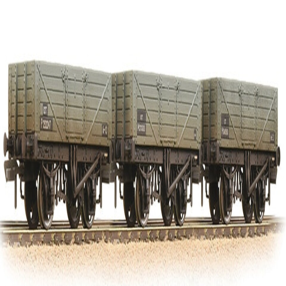 Graham Farish 5 Plank Wagon Set (3) BR Grey Early Weathered