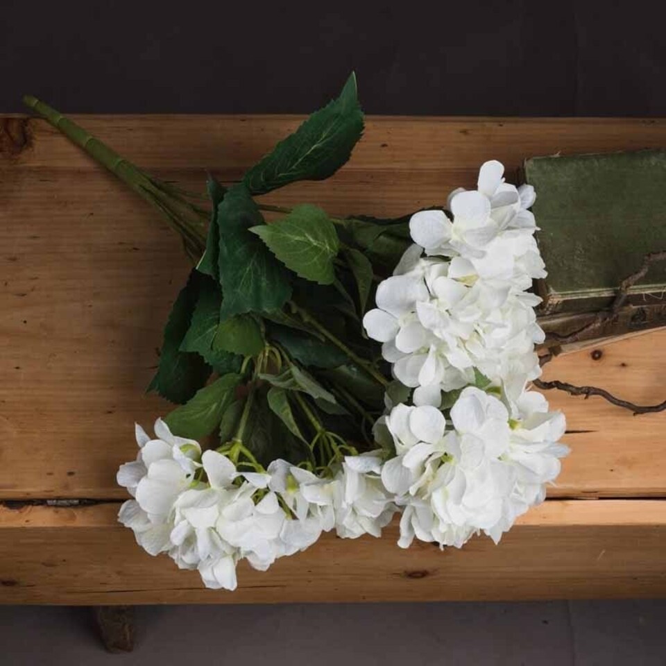 image 1 of White Hydrangea Bouquet Artificial Flower - Fabric/Plastic - L34 x W34 x H54 cm - Cream