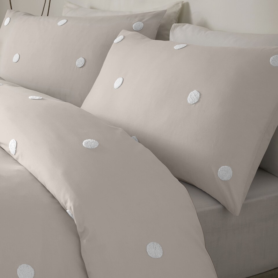image 1 of Appletree Dot Garden Duvet Cover Set Linen with White Dots