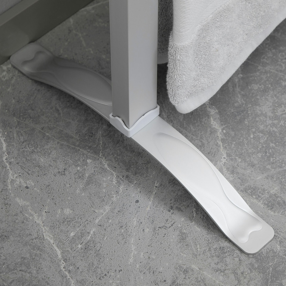 image 1 of HOMCOM 6 Bar Electric Towel Warmer Aluminum Wall Mounted & Free Standing Silver