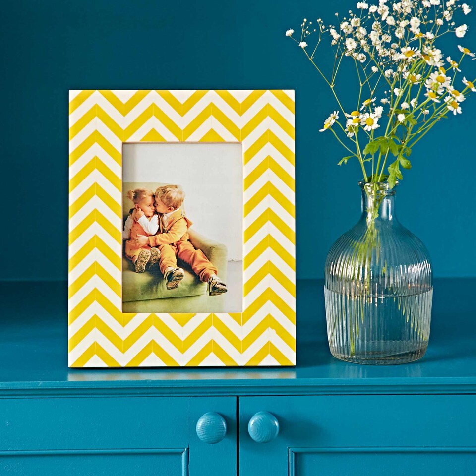 image 1 of Asin Yellow Chevron Patterned Photo Frame