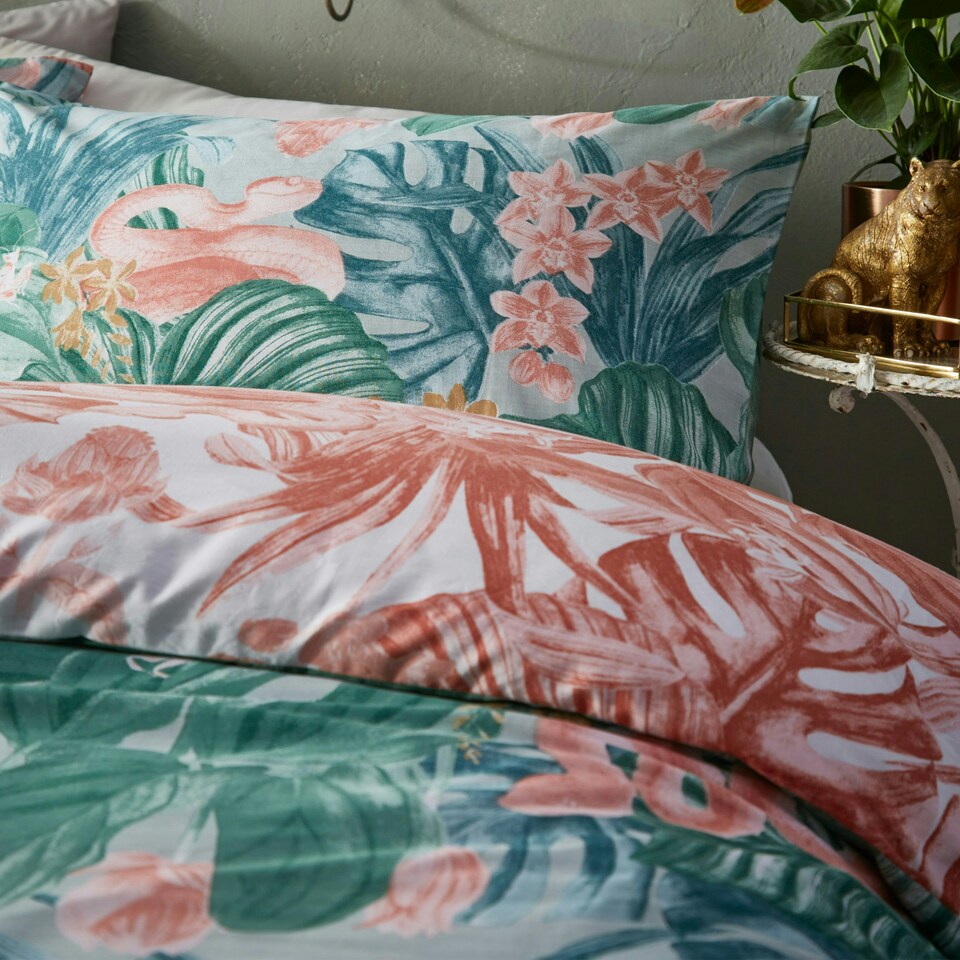 image 1 of furn. Medinilla Tropical Super King Duvet Cover Set