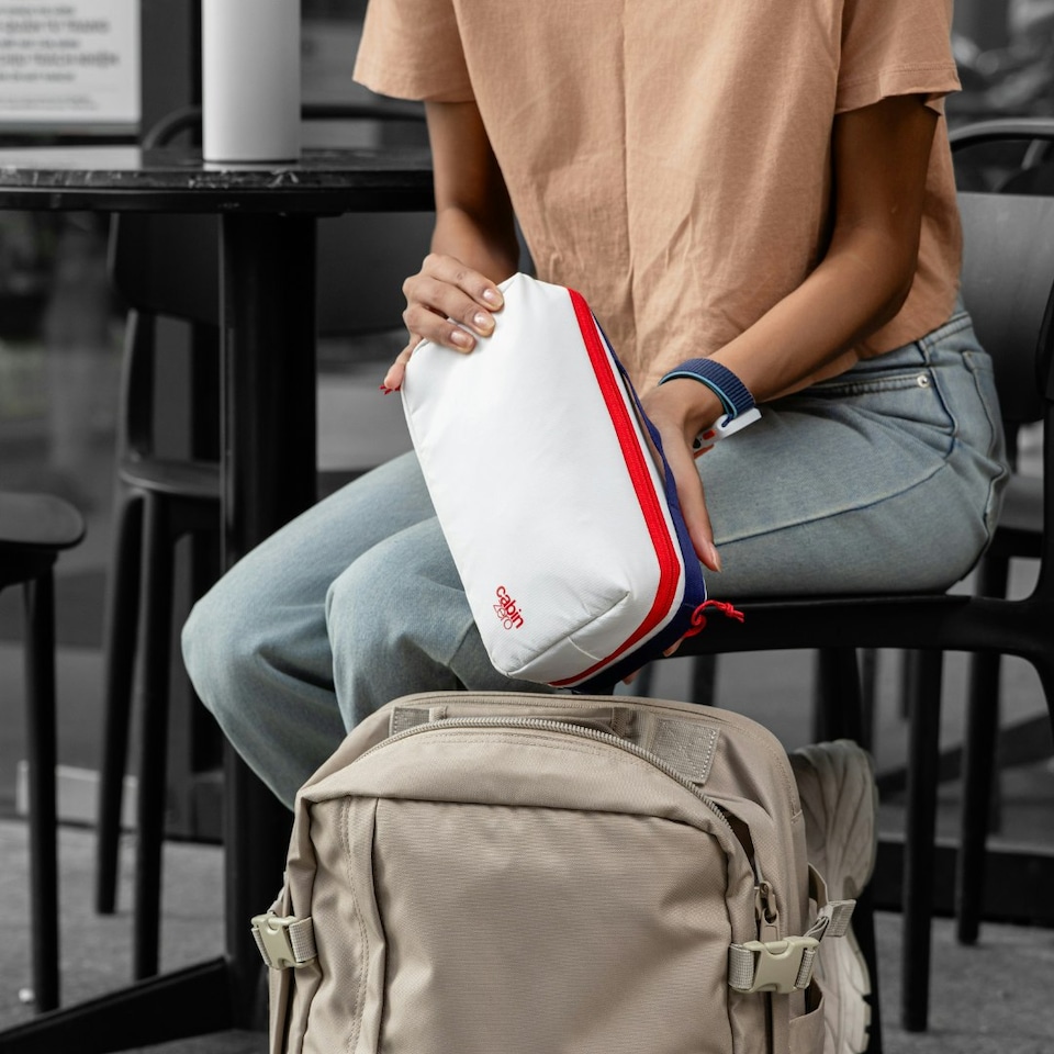 image 1 of Tech Pouch - 2.5L - Cloud Nine | White