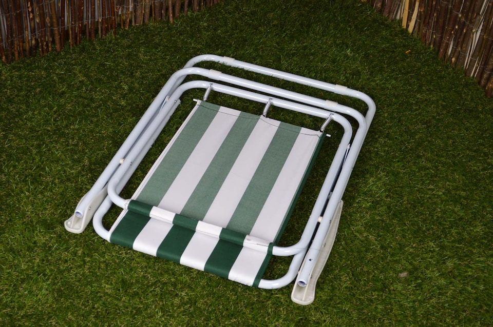 image 1 of 2 Pack of Folding Camping / Picnic Chair in Green and White Garden Patio | Green | Green