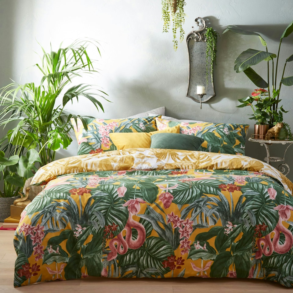 image 1 of furn. Medinilla Tropical Super King Duvet Cover Set
