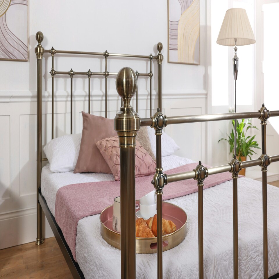 image 1 of 4ft6 Double Brass Finish,Traditional Antique Victorian Metal Bed Frame Bedstead