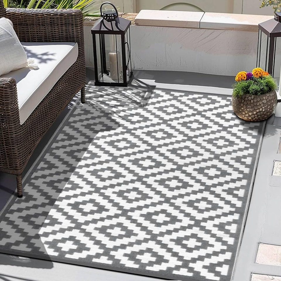 image 1 of Green Decore Lightweight Reversible Stain Proof Plastic Outdoor Rug  Nirvana, Grey/White, 120cmx180cm (4ftx6ft) | Grey