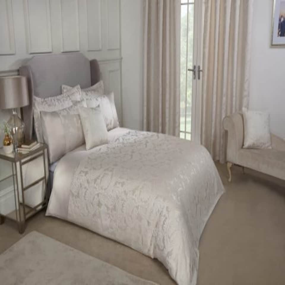 image 1 of Cavendish Duvet Single Bed Cream
