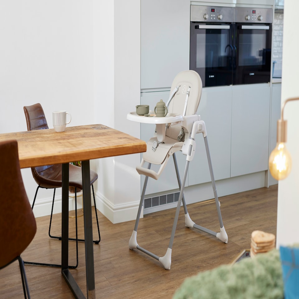 image 1 of Switch Multi-Function Highchair – Adjustable, Reclining & Foldable, 6 Height Positions, Removable Tray & Wipe-Clean Cover, From Sitting Up to 15kg