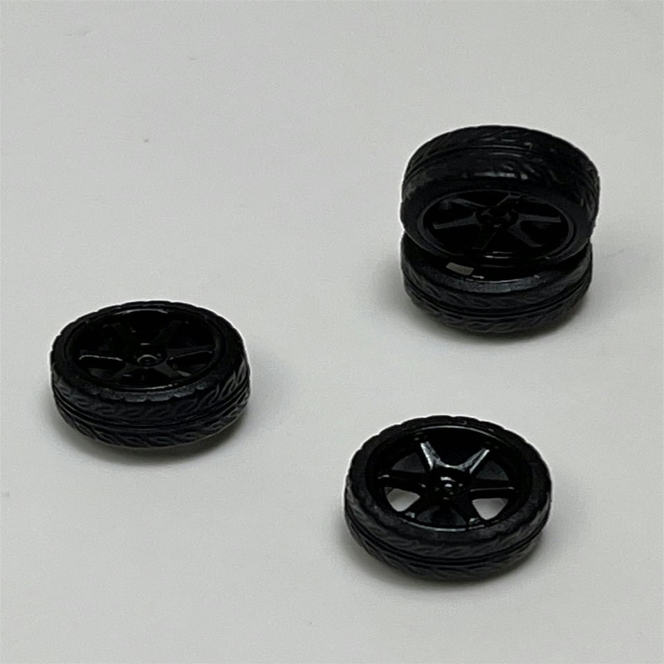 image 1 of BNDS Custom Wheel Parts Wheel and Tyre Set Gloss Black 1:64 MOT Hobby BC26401SBK