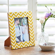 Asin Yellow Chevron Patterned Photo Frame