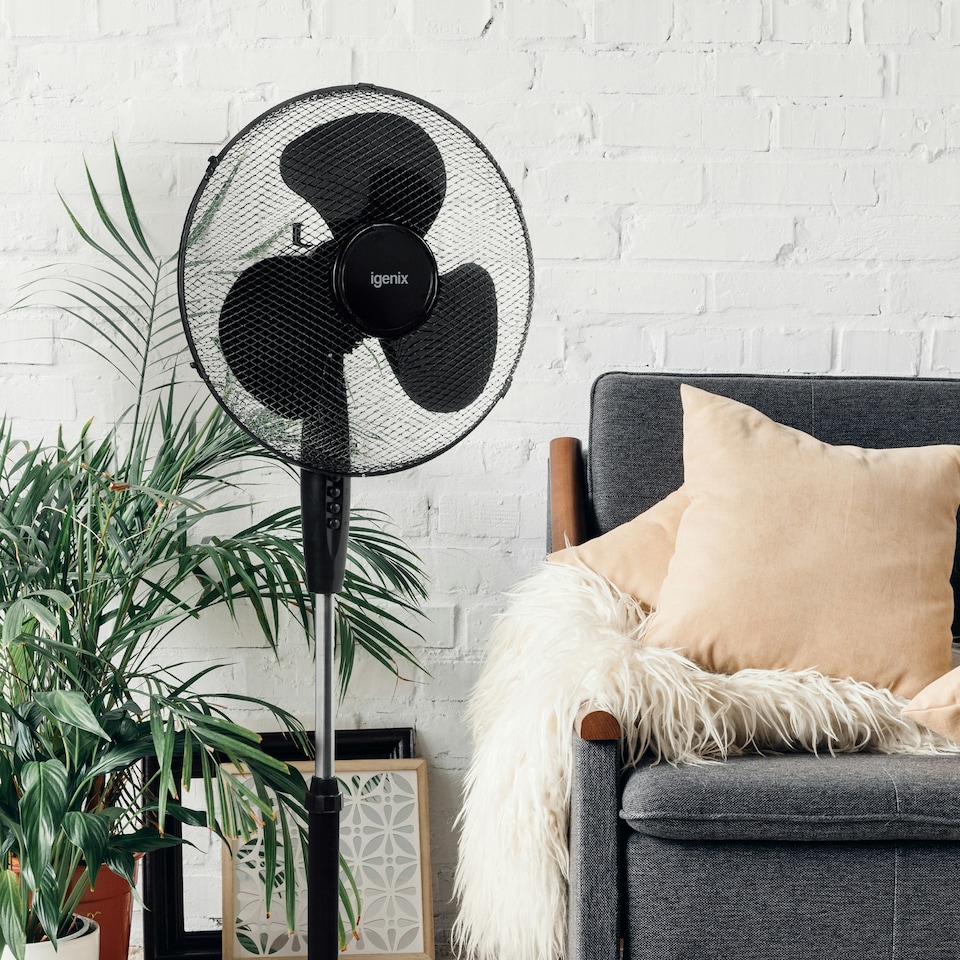 image 1 of Igenix DF1655BL Pedestal Fan, 16 Inch, 40 W, Oscillating, 3 Speeds, Black