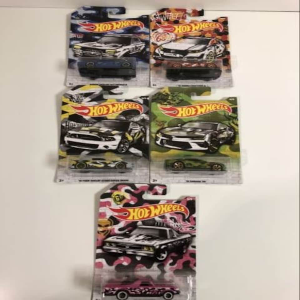 image 1 of Hot Wheels GDG44 Urban Camouflage Set of 5 NEW