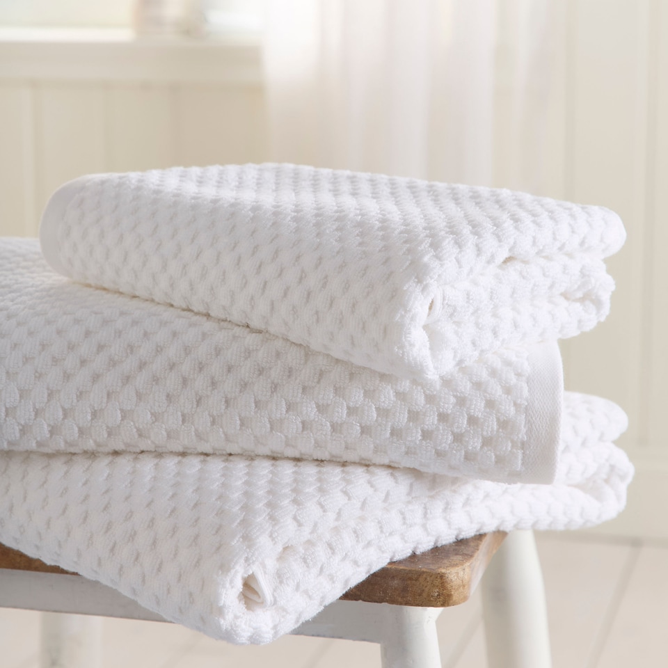 image 1 of D & D Popcorn Check Bath Sheet White