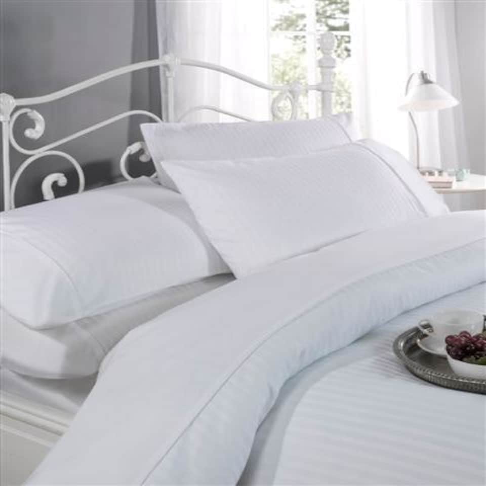 Ritz 300TC Duvet Cover Set - King - White