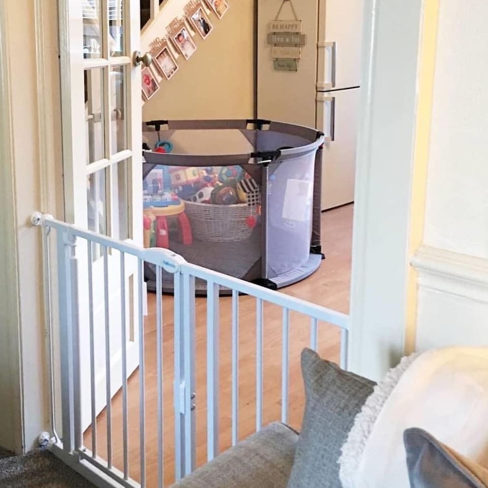 image 1 of Safetots Pressure Fit Self Closing Stair Gate, 75cm - 82cm, White, Auto Closing Baby Gate, Safety Barrier for Toddler, Easy Installation