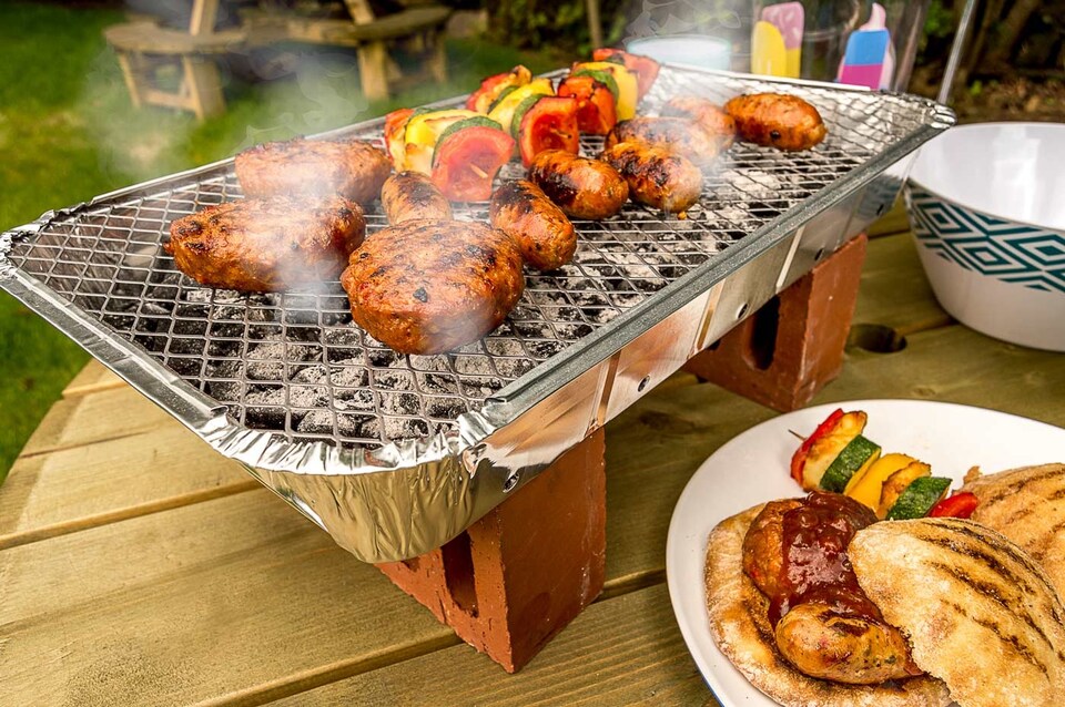 image 1 of 6 X Party Barbecues- Each pack feeds 10 people-Bar-Be-Quick Instant Barbecues