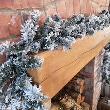 9ft (2.7m) Christmas Snow Flocked Woodcote Fir Garland