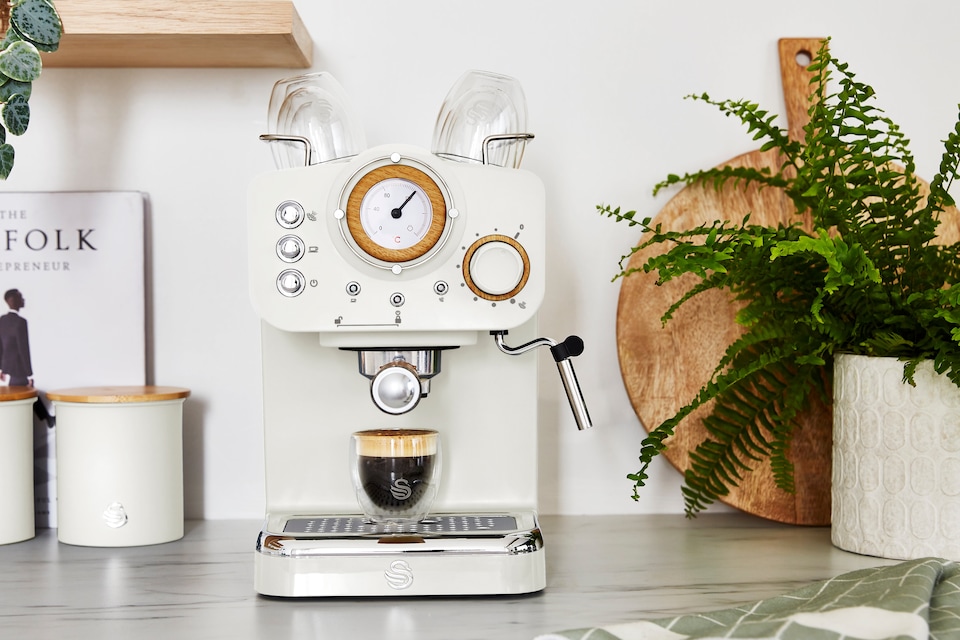 image 1 of Pump Espresso Coffee Machine Nordic Cotton White