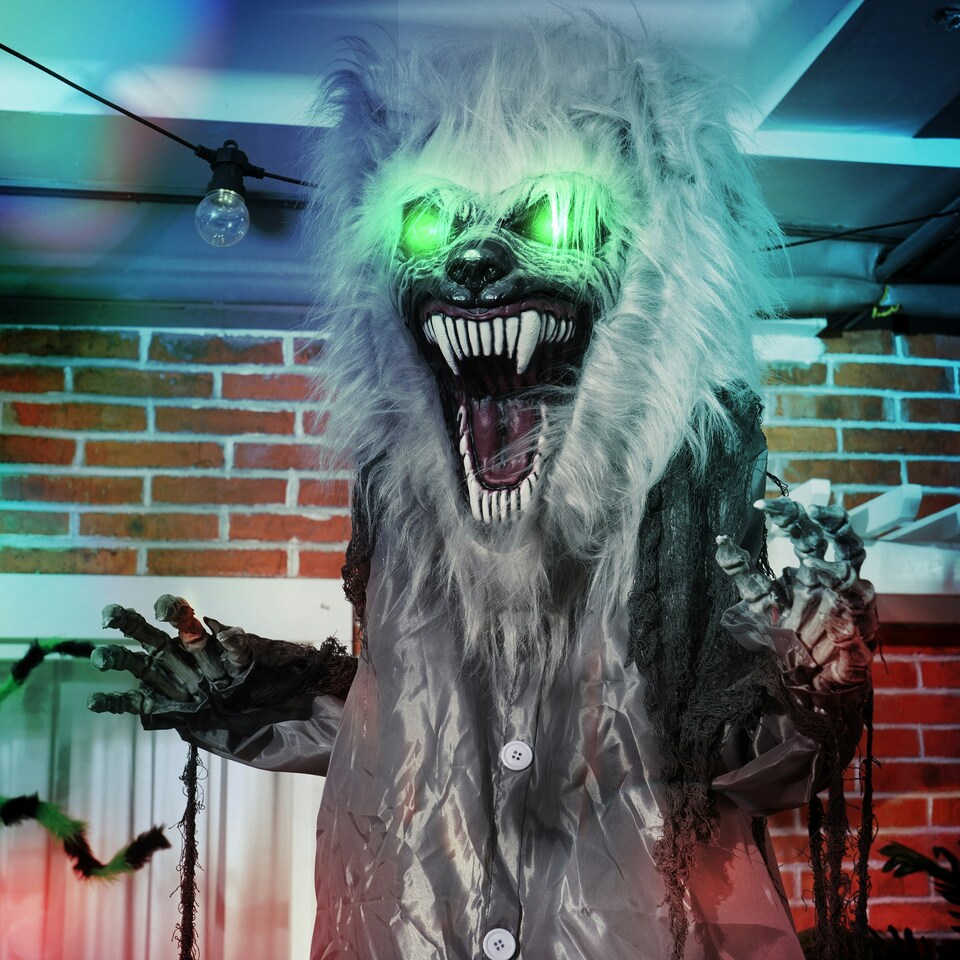 image 1 of HOMCOM Halloween Skeleton Werewolf Animatronic Prop with Light Up Eyes