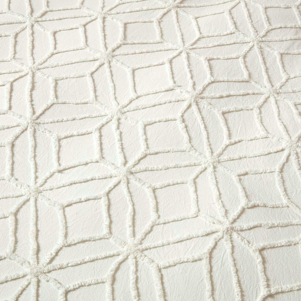 image 1 of Homescapes White Diamond Cotton Tufted Duvet Cover Set - Super King | White | Super King