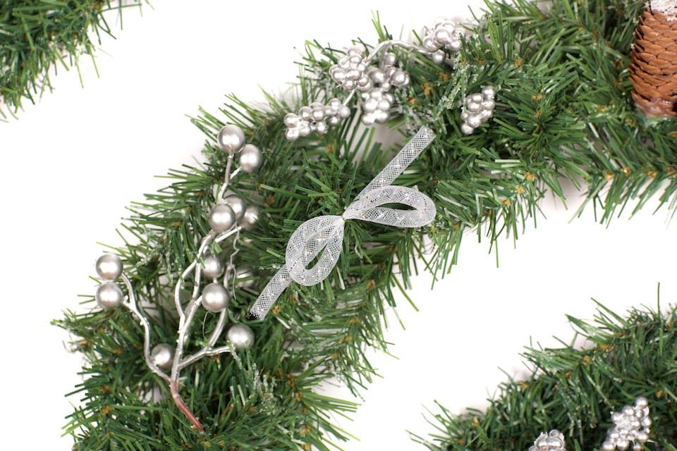 image 1 of Best Artificial 12ft / 360cm Decorated Frozen Christmas Garland with Realistic Ice Crystals with 100 Bright White Battery lights
