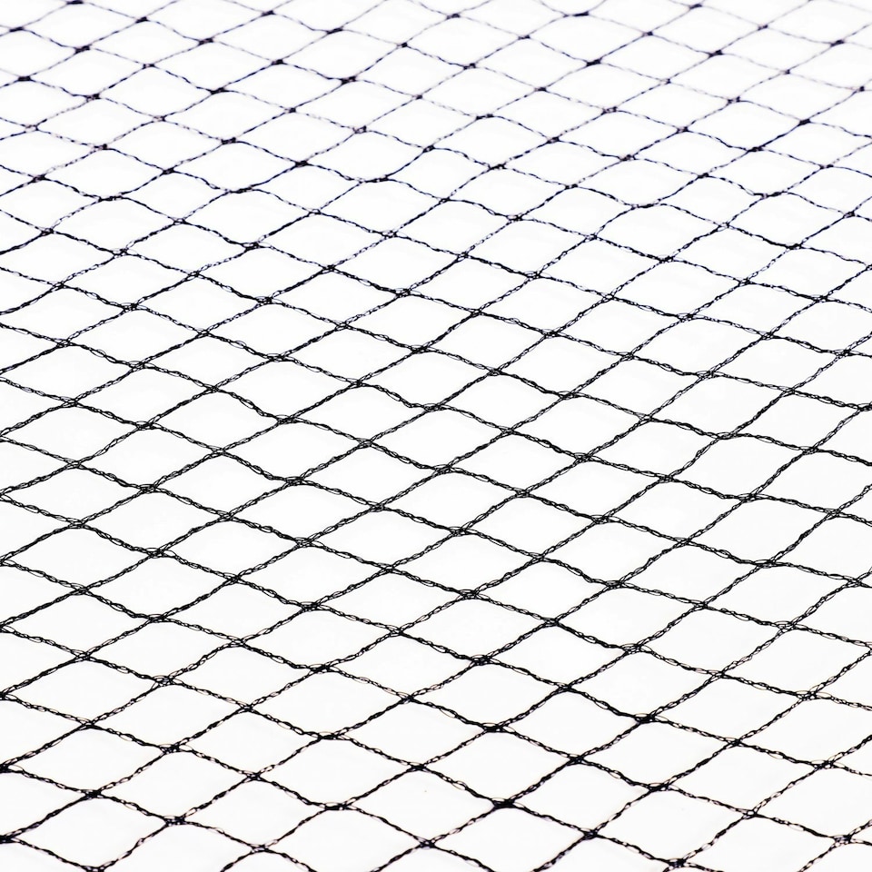 image 1 of Oypla 5m x 4m Garden Protective Mesh Netting Fruit Vegetable Bird Pest Protection