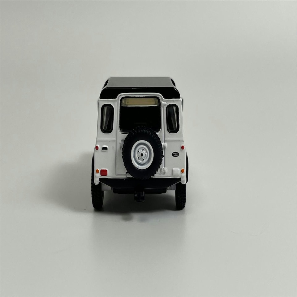 image 1 of Land Rover Defender 90 Wagon White LHD 1:64 Scale Mini GT MGT00378L