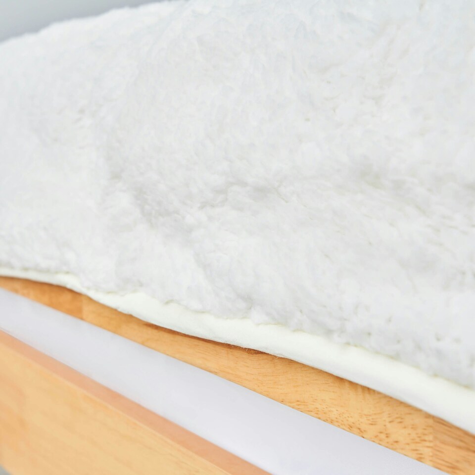 image 1 of BHS Teddy Bear King Size Duvet, Cream