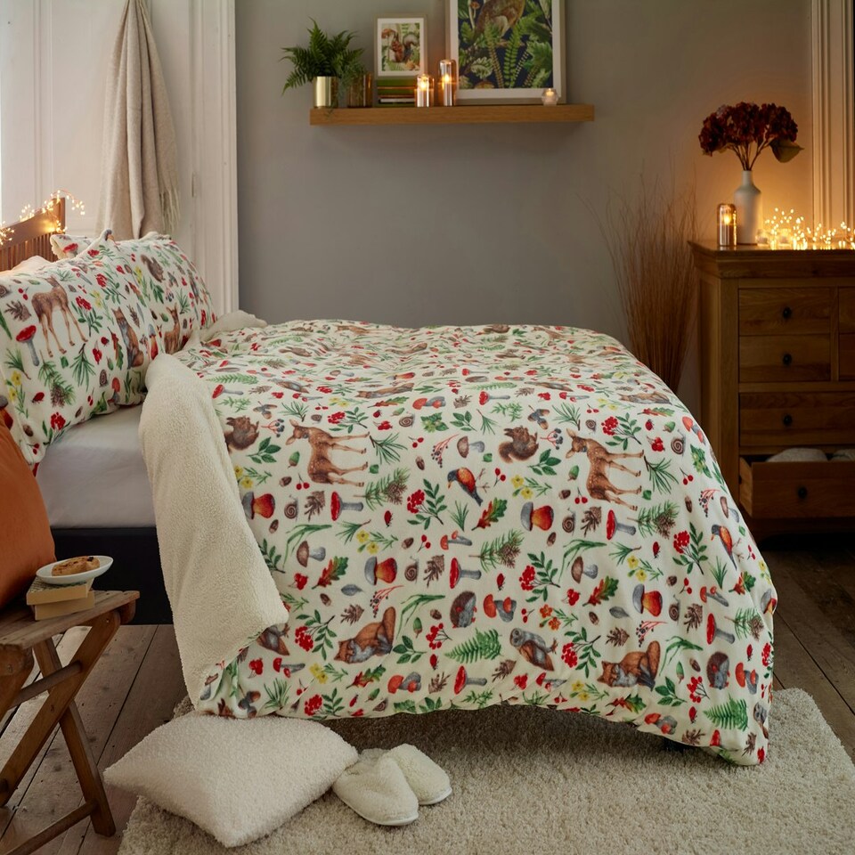 image 1 of Woodland Animals Fleece Duvet Set with Sherpa Back – Warm & Cosy Autumn Bedding Multi | Double