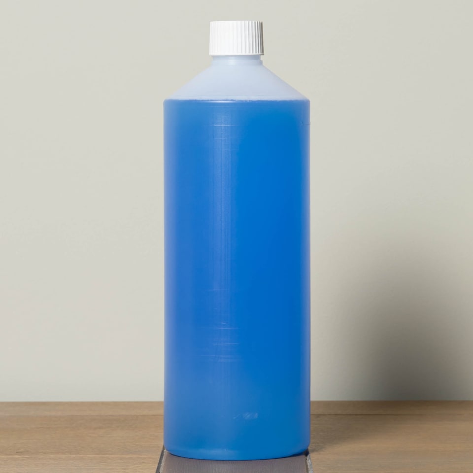 image 1 of 1 Litre All Season Smear Free Windscreen Wash Concentrate For all Vehicles