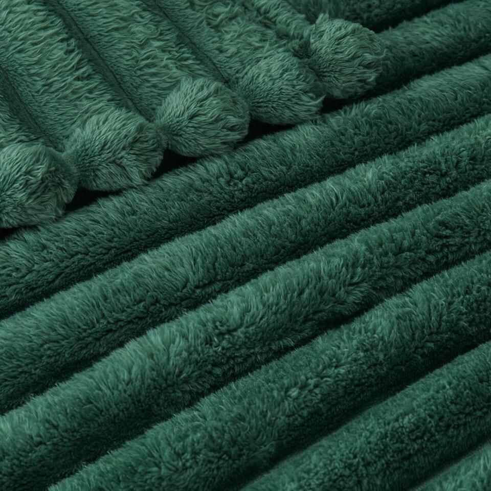 image 1 of Ribbed Jacquard Fleece Bed Blanket Throw 150x200cm