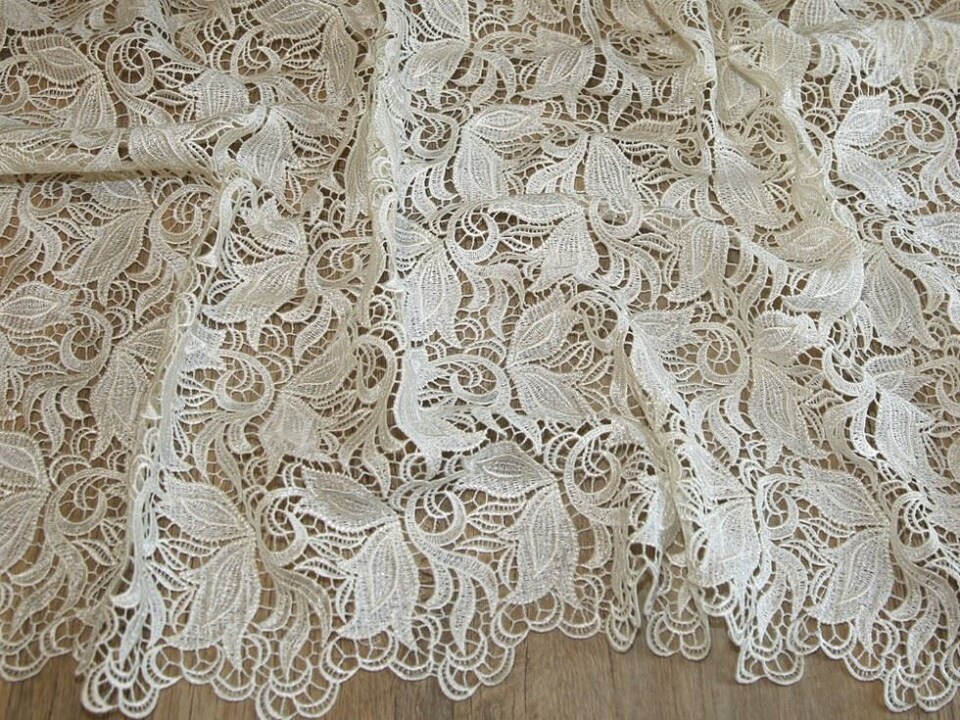 Cream Heavy Guipure Lace Fabric for Bridal, Dressmaking, 137cm / 53" Wide - per metre