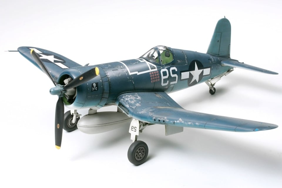 Tamiya Vought F4U-1A Corsair (1:72 Scale)