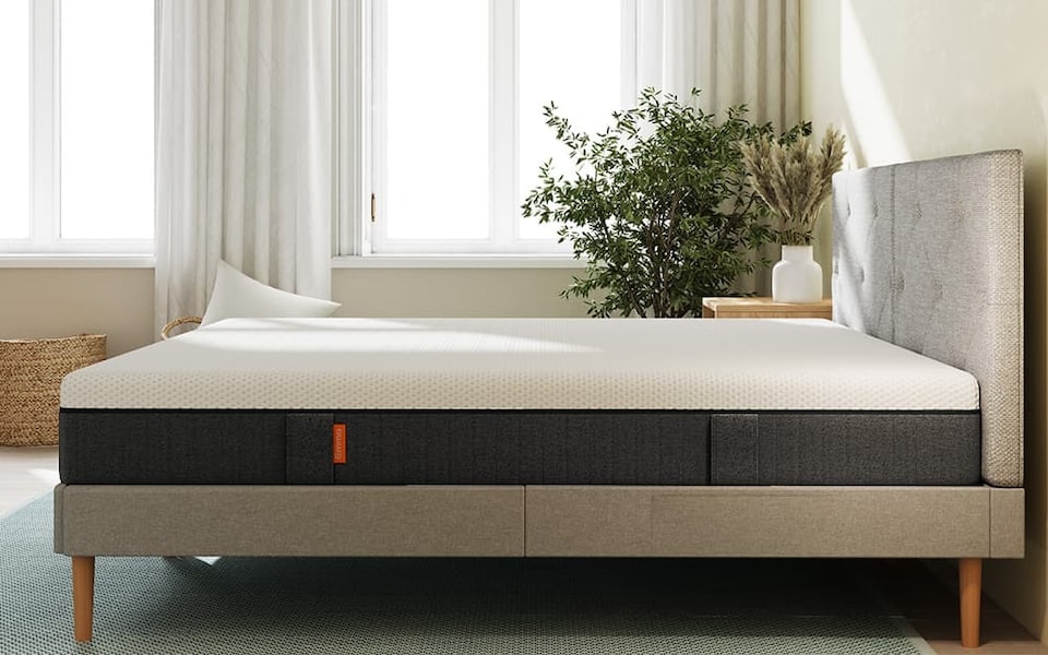 image 1 of Emma Original Lite Mattress Superking | White | 1