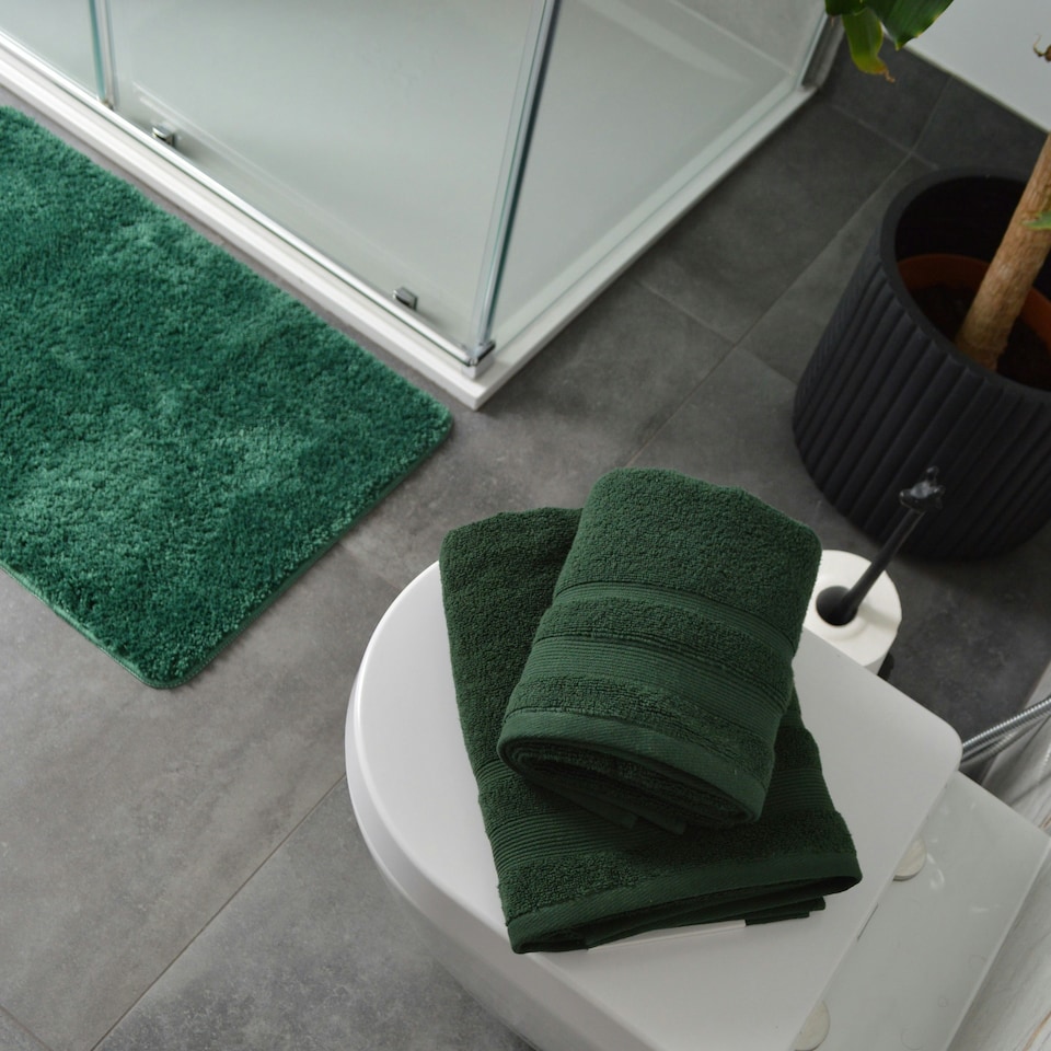 image 1 of Luxury Zero Twist Egyptian Cotton Bath Towels 70 x 120cm - Pack of 2 Green | Dark Green | Bath towel