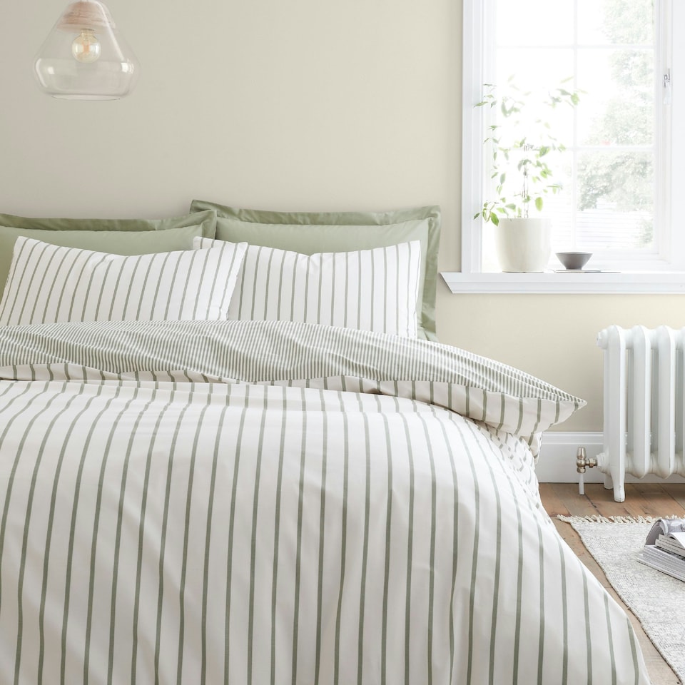image 1 of Bianca Hampton Stripe 200 Thread Count Cotton Reversible Duvet Cover Set Green | Green | King