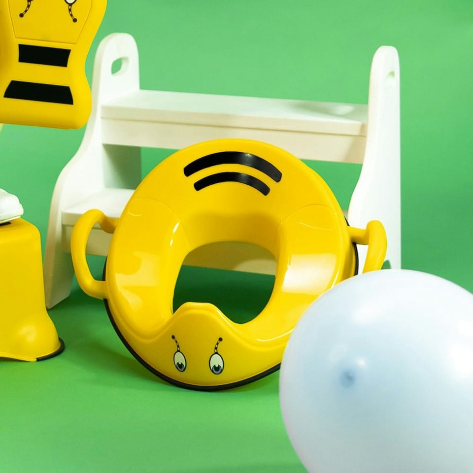 image 1 of Bumblebee My Little Trainer Seat