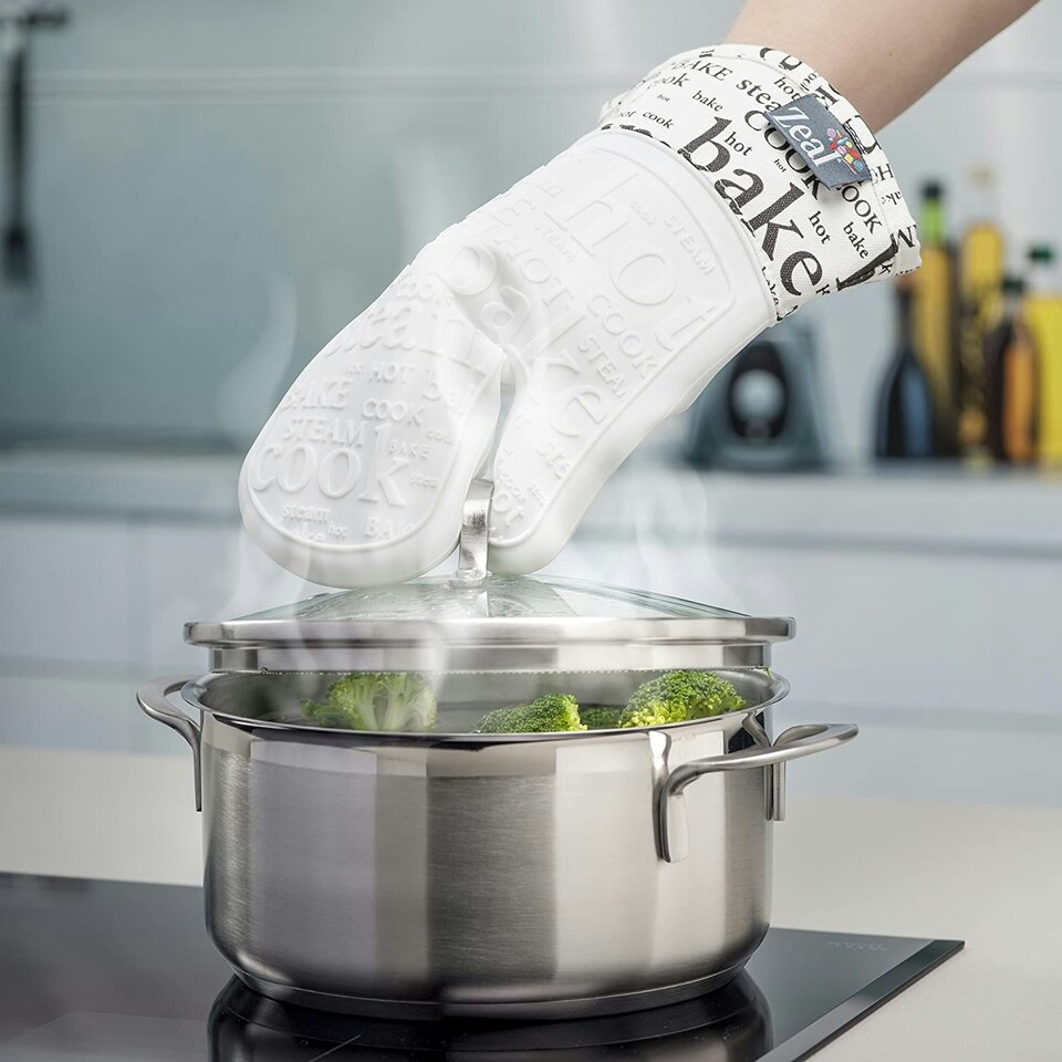 image 1 of Steam Stop™ Waterproof Silicone Single Oven Glove White