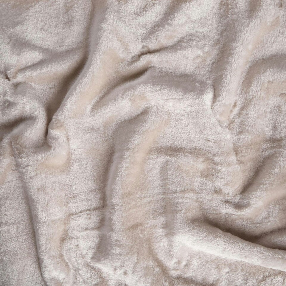 image 1 of OHS Luxury Faux Fur Mink Fleece Blanket, 150x200cm - Mink