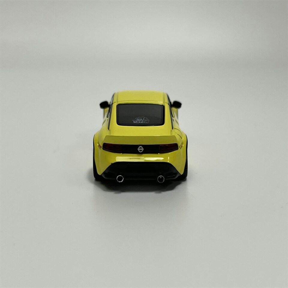 image 1 of Nissan Z Pandem Ikazuchi Yellow LHD 1:64 Mini GT MGT00752L